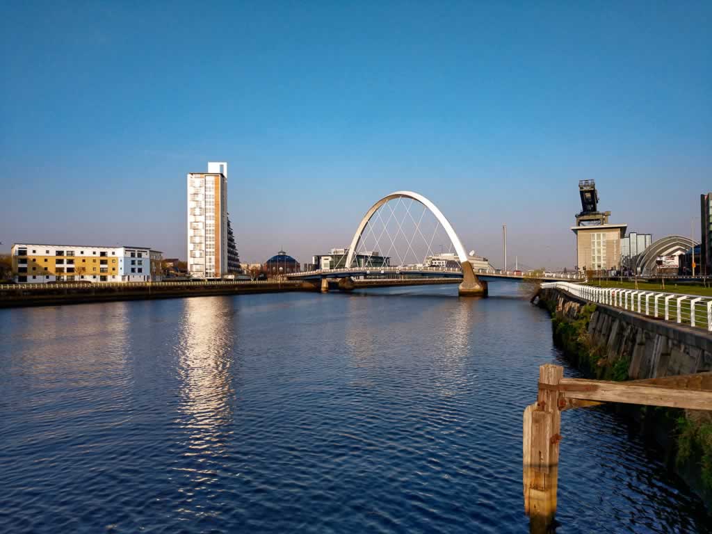 glasgow 21 squinty bridge
