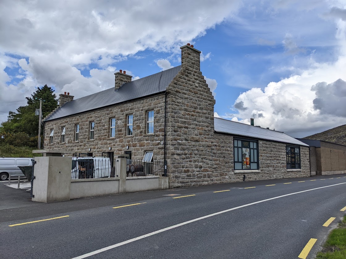 Crolly (Croithlí) Distillery