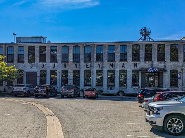 Journeyman Distillery